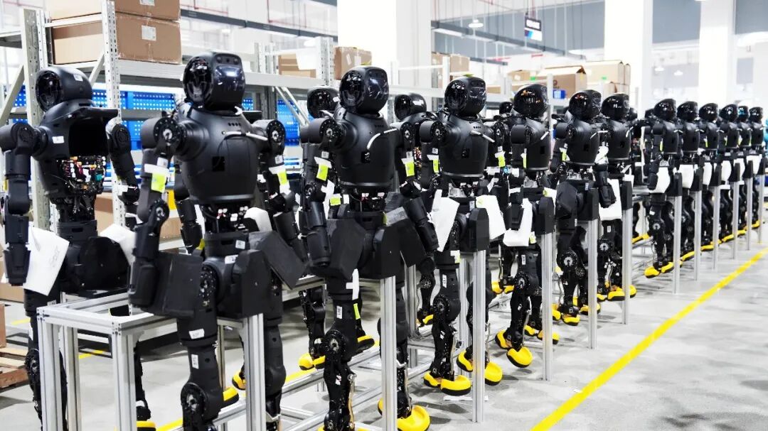 人形机器人的下一个十年，听听工信部怎么说