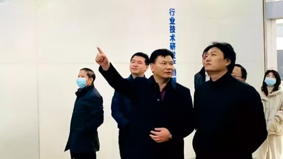 國家塑料污染控制湖南省監督小組來我司指導工作