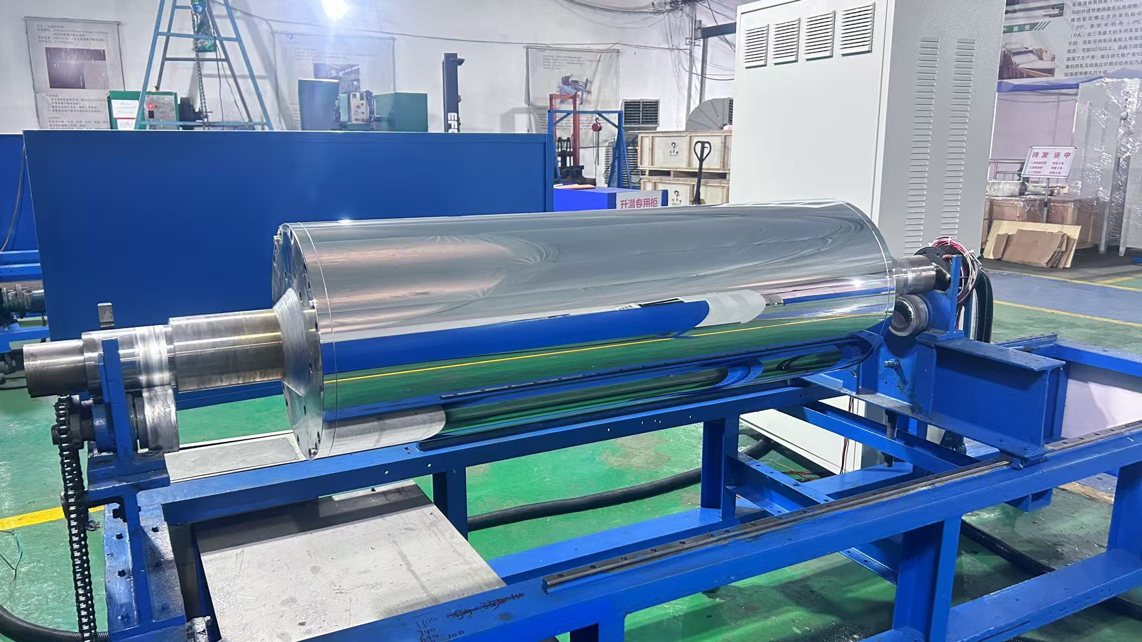 电磁加热辊-升温调试中 电磁加热辊-升温调试中